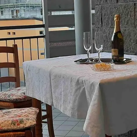 Silvia E Faby Maggiore Διαμέρισμα *