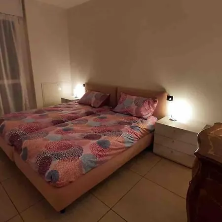 Silvia E Faby Maggiore Lägenhet Verbania